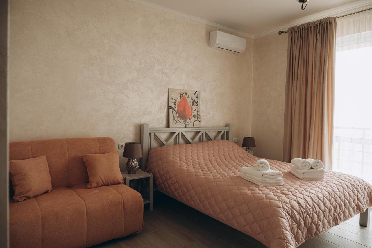 Hotel Три Слона Zatoka Exteriér fotografie
