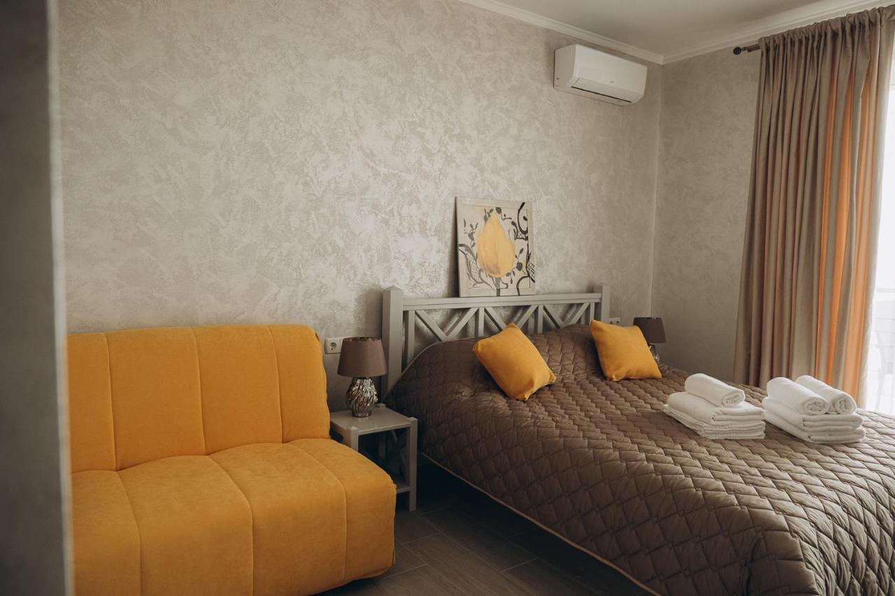 Hotel Три Слона Zatoka Exteriér fotografie
