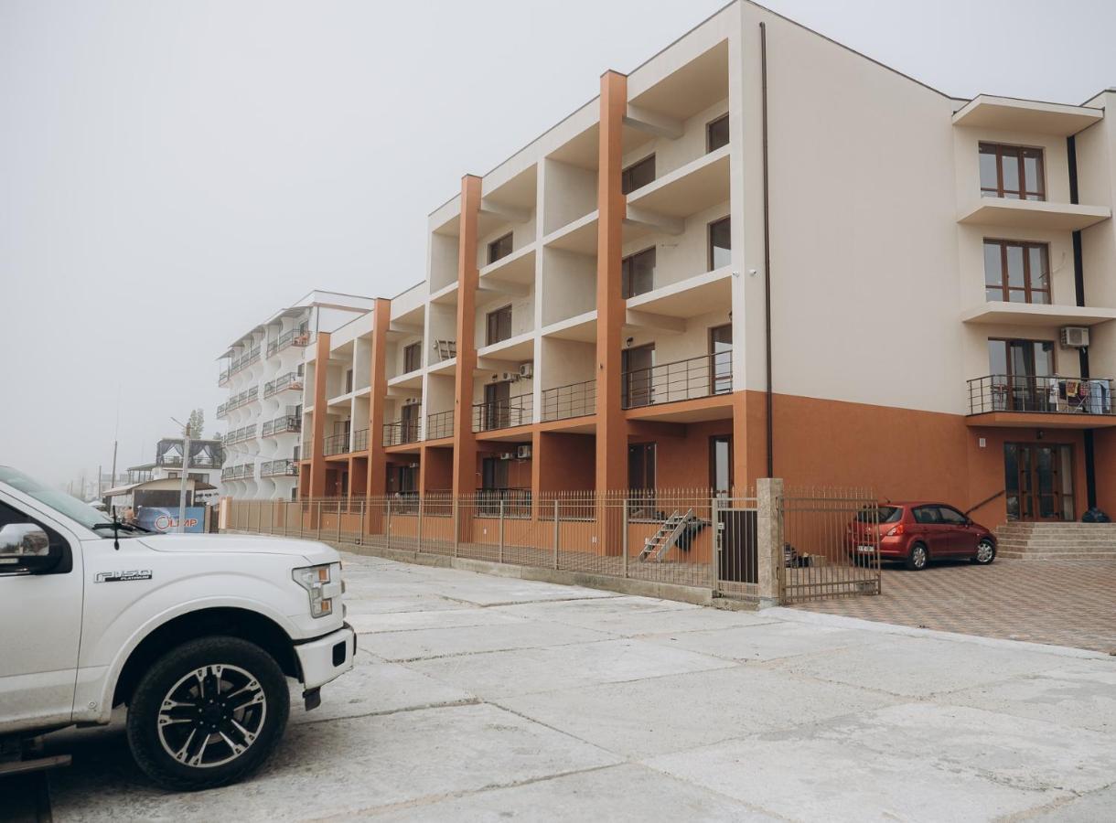 Hotel Три Слона Zatoka Exteriér fotografie