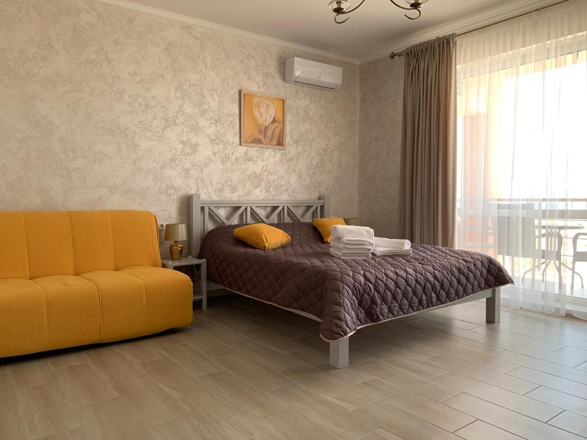 Hotel Три Слона Zatoka Exteriér fotografie