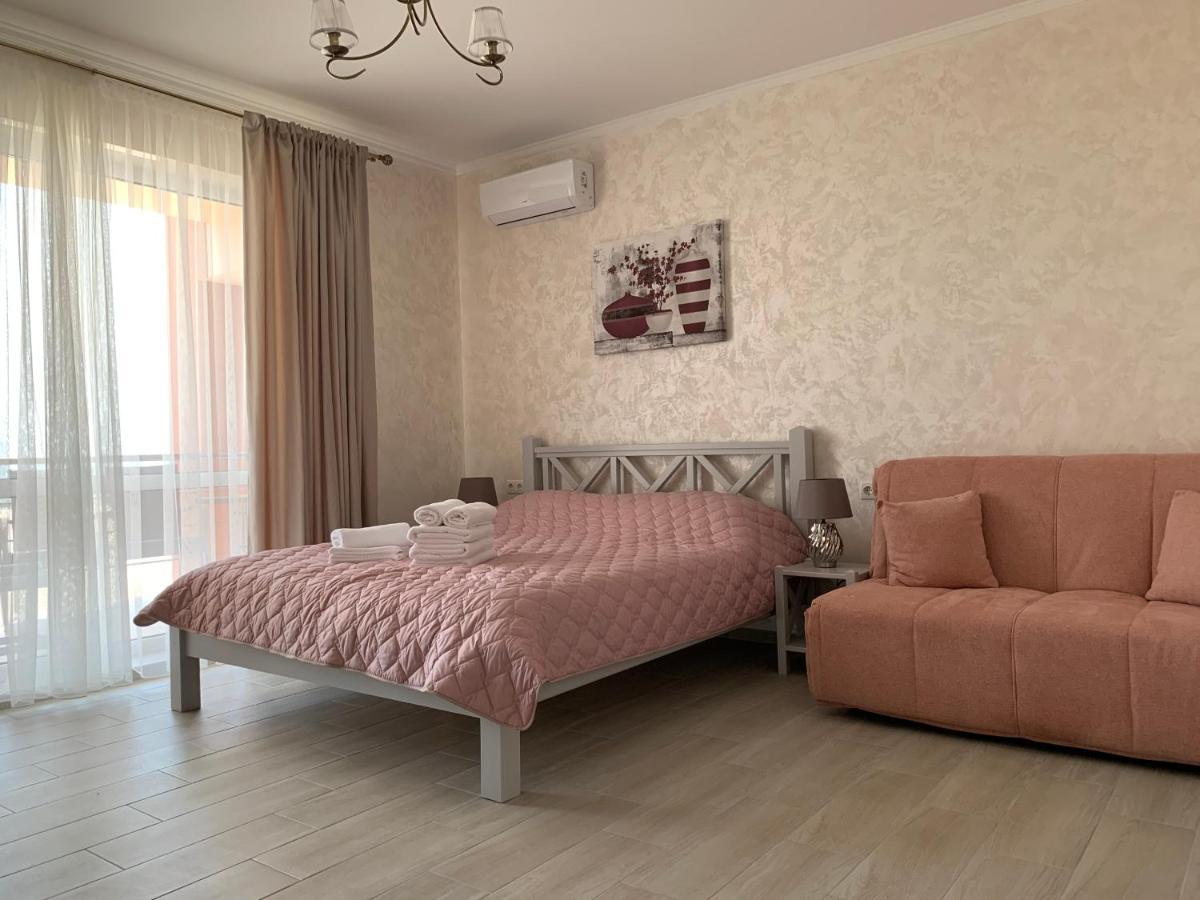 Hotel Три Слона Zatoka Exteriér fotografie