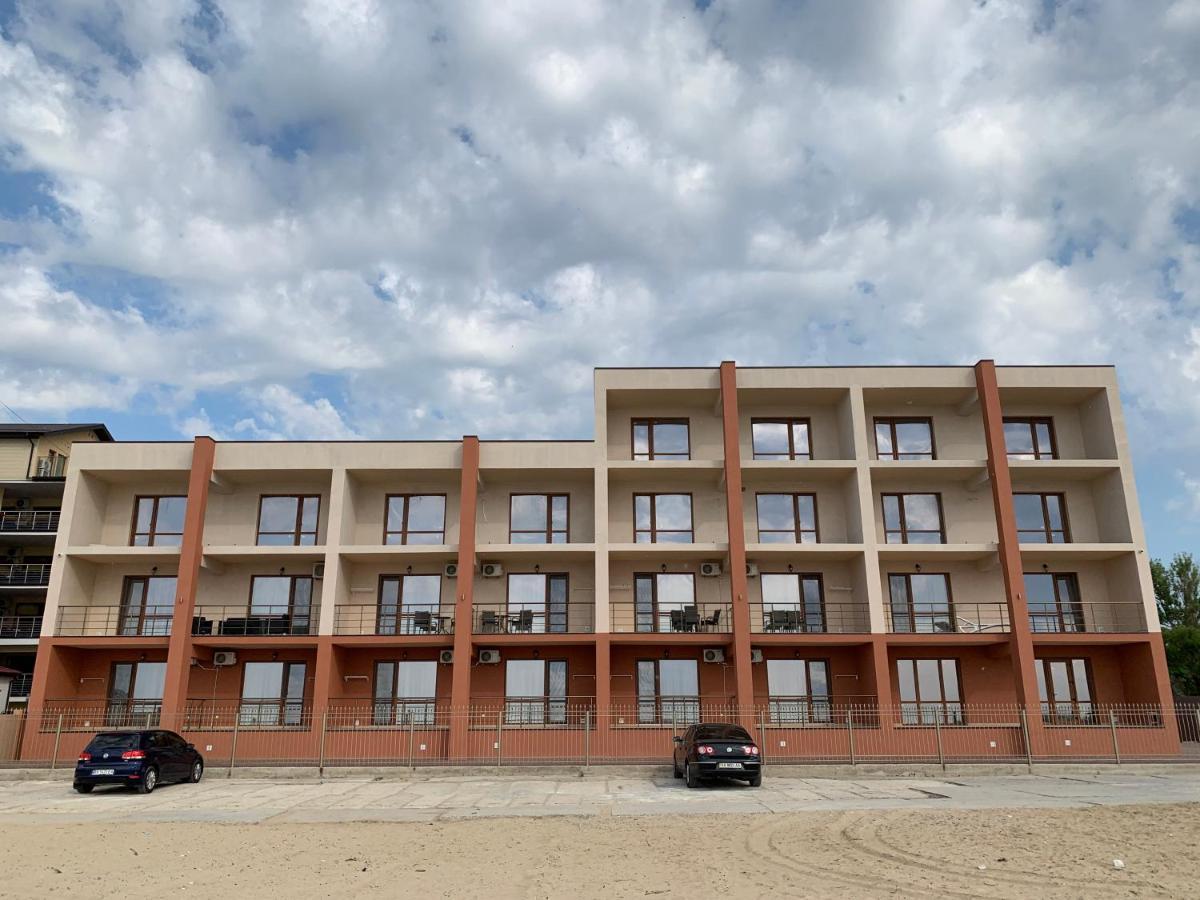 Hotel Три Слона Zatoka Exteriér fotografie